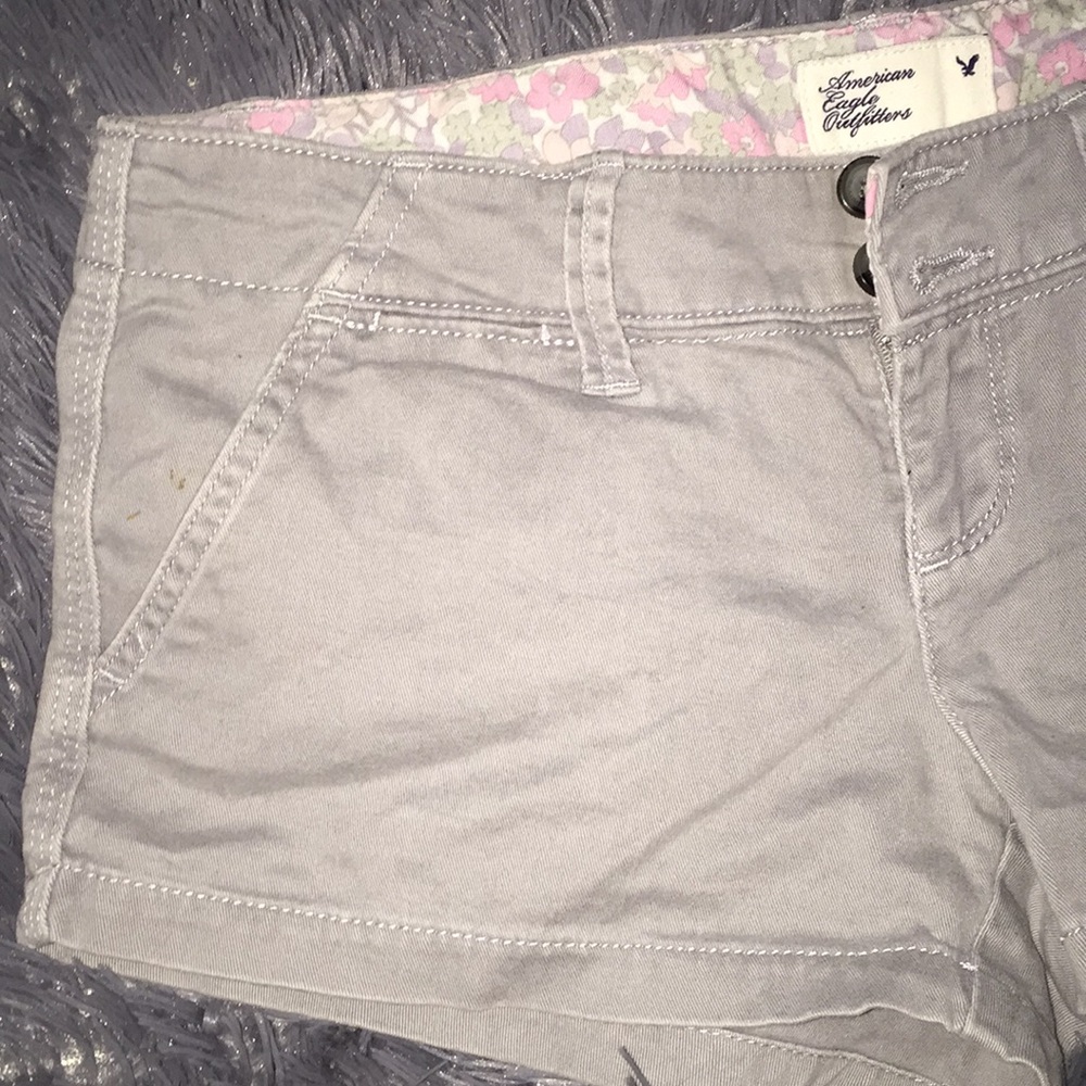 Shorts - Picture 2 of 3